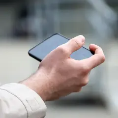 Jak pobrać obrazek na telefon - prosty sposób na każdym urządzeniu
