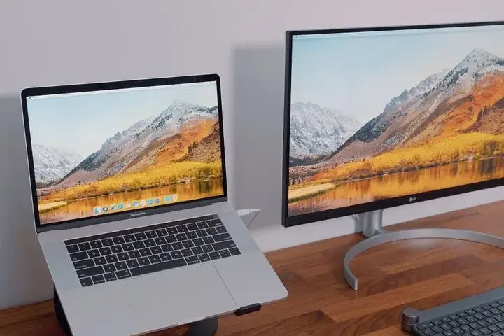 Jaki monitor do MacBooka M1? Top 5 modeli i porady wyboru
