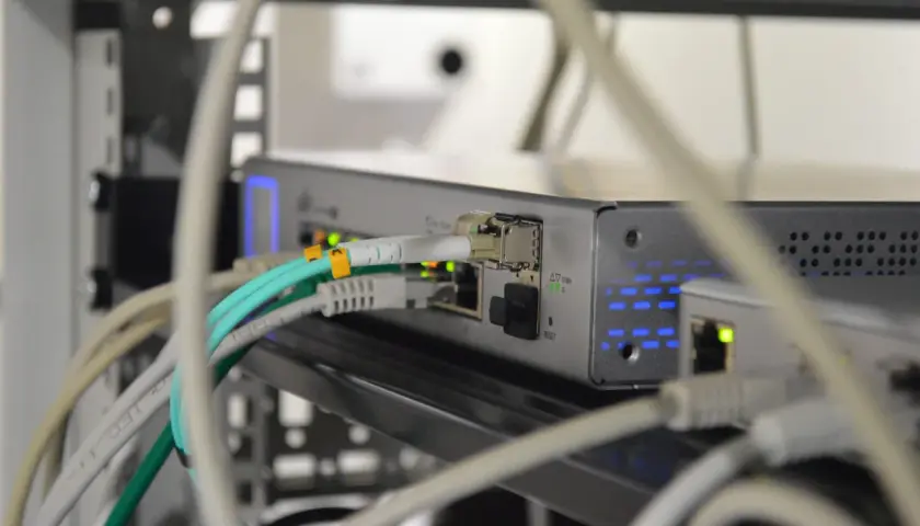 Jak zrobić z monitora LCD telewizor: 5 prostych metod konwersji